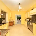Amina Boutique Hotel